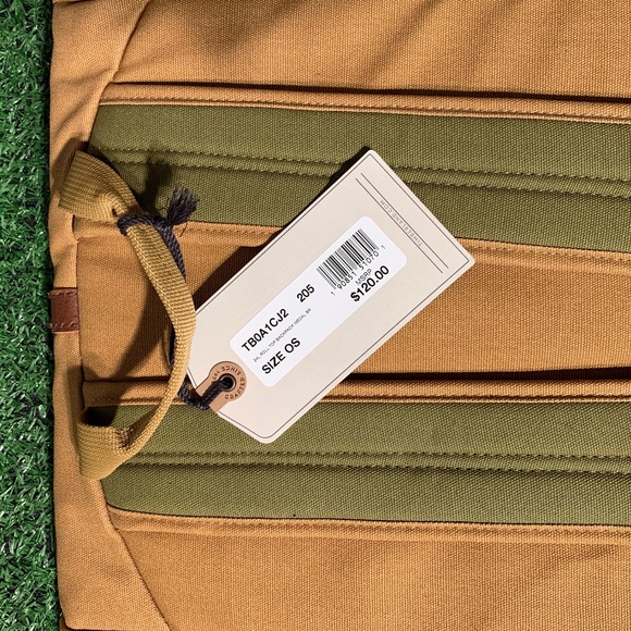 Timberland Men's 24-liter Roll Top Bronze Backpack - Picture 7 of 7